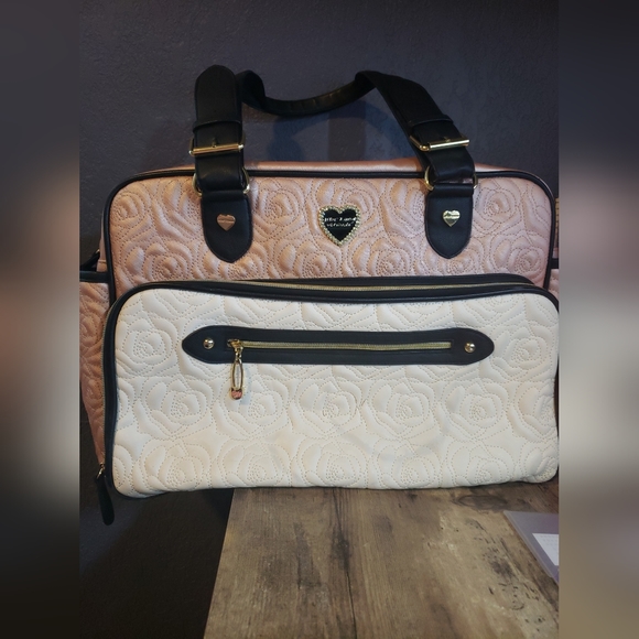 Betsey Johnson Bags Betsey Johnson New York Rose Gold Weekender